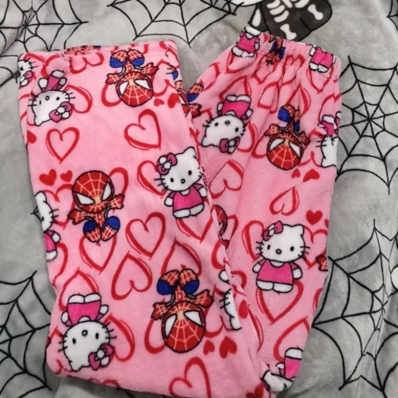 Hot Hello Kitty Flannel Pajama - Winter Clothing In Japan reseña y precio