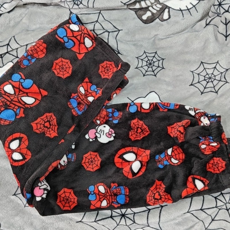 Hot Hello Kitty Flannel Pajama - Winter Clothing In Japan reseña y precio